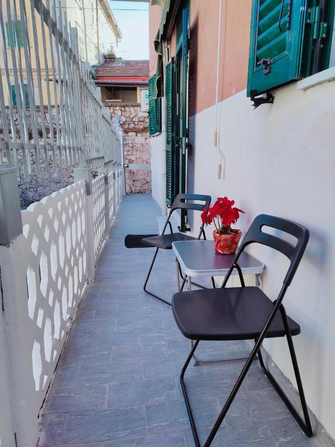Leni'S House Apartment Специя Екстериор снимка